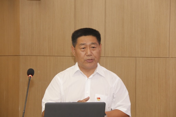 博鱼网页版_博鱼（中国）党委书记张会民作点评讲话.JPG