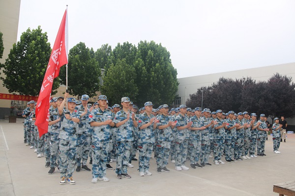 博鱼网页版_博鱼（中国）2020年度新员工入职培训开营仪式现场.JPG